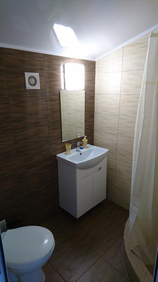 Guest House Dacha Karolino-Buhaz Εξωτερικό φωτογραφία