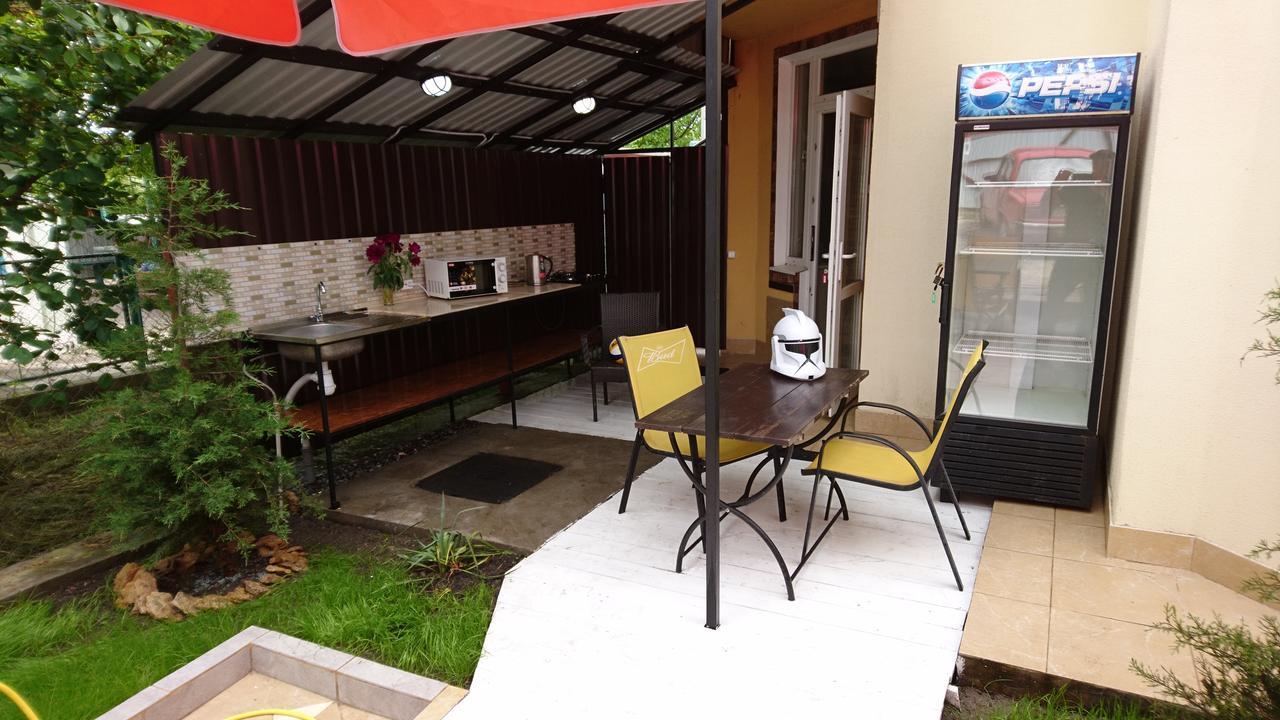 Guest House Dacha Karolino-Buhaz Εξωτερικό φωτογραφία