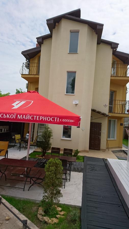 Guest House Dacha Karolino-Buhaz Εξωτερικό φωτογραφία