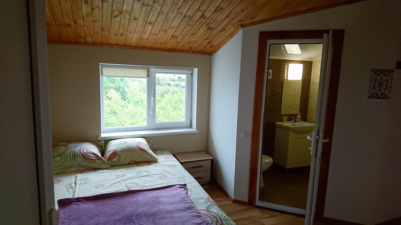 Guest House Dacha Karolino-Buhaz Εξωτερικό φωτογραφία